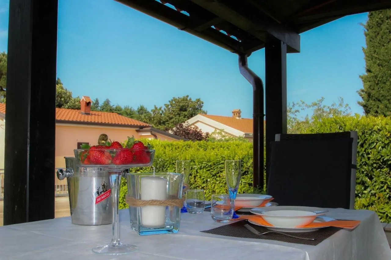 Villa Karpinjan Novigrad Istria