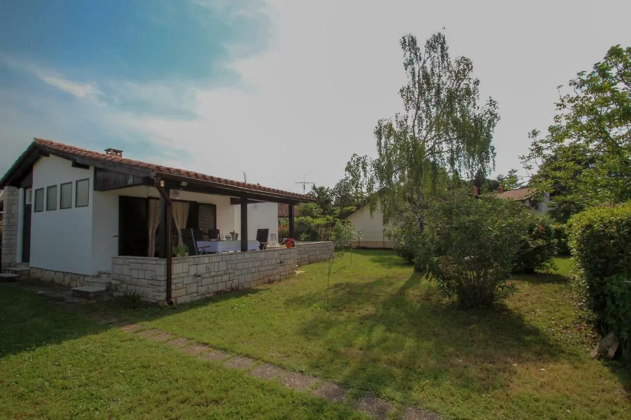 Villa Karpinjan Novigrad Istria